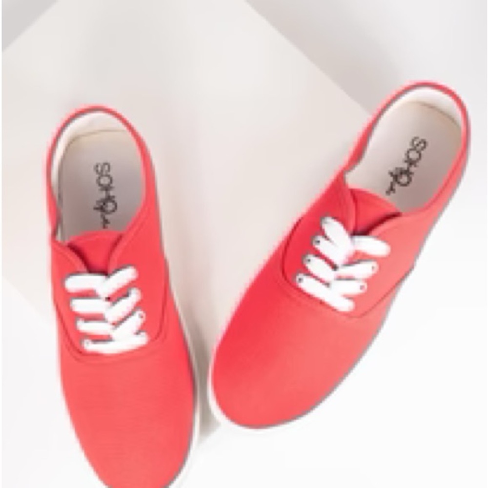 Pre Loved Red Canvas Ladies Sneakers